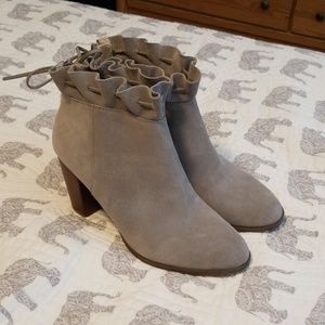 Crown & Ivy booties